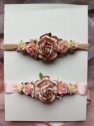 Opaska bezuciskowa wianuszek z paskiem chrzest 