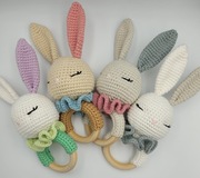 Grzechotka Króliczek prezent królik na szydełku  handmade 