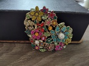 Kolorowa broszka w kształcie serca