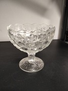 Pucharek cukiernica tłoczone truskawki 