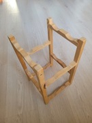 Drewniany stojak na wino