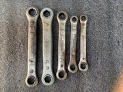 Komplet Starych Polskich Kluczy oczkowych z Grzechotką MOMENT PRL