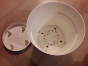 Duża plastikowa doniczka