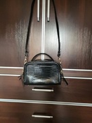 Torebka nowa czarna lakierowana