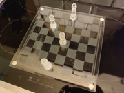 Szachy szklane i warcaby nieużywany komplet