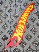 DUŻE Logo HotWheels 