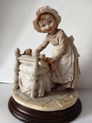 FIGURKA - CAPODIMONTE G. ARMANI