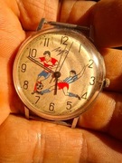 Zegarek LUCZ PILKARZY  cienki ZLOCONY MECHANIZM ZSRR SPRAWNY 