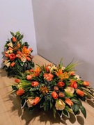 Stroik wiosenny na grób, kompozycja na cmentarz z wazonem , zestaw.LU21k