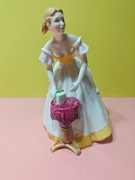 Figurka "HAPPY BIRTHDAY" Royal Doulton HN 3095