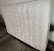 Materac 140 x 200 (transport na terenie Torunia gratis)