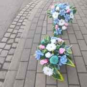 Kompozycja nagrobna obciążona ,flakon+misa