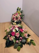 Stroik na grób, kompozycja na cmentarz, wiązanka z wazonem , zestaw.M23K