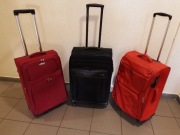 Okazja Uwaga cena za komplet !!! 3 walizki podróżne w wysuwaną rączką