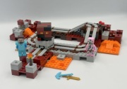 LEGO 21130 Minecraft - Linia kolejowa w Netherze