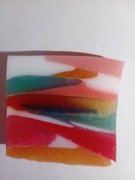 Mydlo glicerynowe ,barwniki i zapach.Waga 92 g.