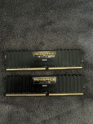 Sprzedam pamięci RAM Corsair Vengeance LPX 16GB (2x8GB)