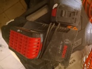 Ładowarka Bosch AL 1860 CV + 2 baterie 3 ah