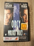 Kaseta VHS Film Obcy w mroku nocy 