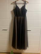 Rewelacyjna sukienka na studniówkę i nie tylko