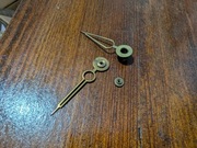 Wskazówki zegara kominkowego art deco