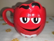 Kubek M&Ms duży czerwony wypukły oryginalny 