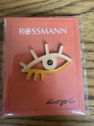 Przypinka pin Rossmann oko