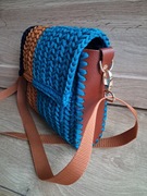 Torebka szydełkowa listonoszka