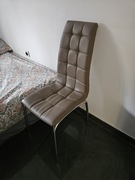 Krzesło pikowane z eko skóry 