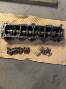 Wałek rozrządu 1.6 hdi + dźwigienki + hydraulika 1682802480