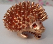 Stara broszka vintage jeż 