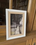 Mały Obrazek z widokiem Paryża w ramce