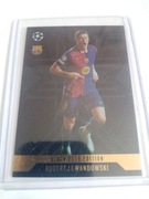 Topps match attax extra 2024 /25 Robert Lewandowski BLA 8 w toploaderze 