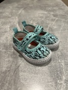 Buty trampki baleriny na rzep coccodrillo 19