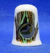Naparstek Kolekcjonerski Porcelanowy Peep - Ptaszek Sowa w Dziupli 