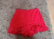 Nowe czerwone spodenki 