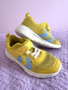 Lekkie buty sportowe na rzepy Hummel rozmiar 27