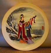 Talerz ozdobny - ,,Zima '' -  Fine China .