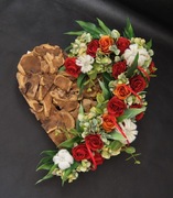 Kompozycja wiązanka stroik na grób drewniane serce