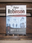 PETER ROBINSON UKRYTE W MROKU
