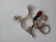 Manicure paznokcie brelok breloczek zawieszka 