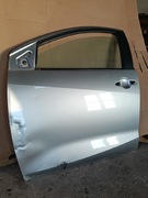 Toyota Yaris IV uszkodzone 