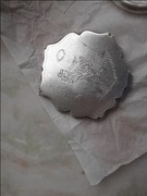 Pudernicza srebrna przedwojenna.