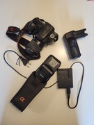 Super zestaw! Sony alfa 200, obiektyw, grip, lampa błyskowa