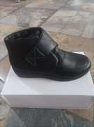 Krótkie botki damskie na rzep ocieplane