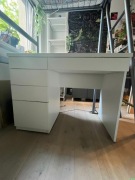 Biurko, toaletka z szufladami, białe wys.73 cm/ szer. 96 cm/ gł. 50 cm