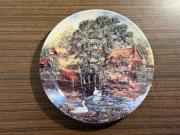 WEDGWOOD Talerz ozdobny porcelanowy wieś woda dom