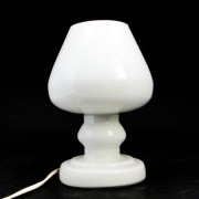 lampa nocna w stylu art deco
