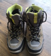 Buty Quechua 500 Junior - rozmiar 31 stan DOBRY