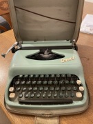 Consul maszyna do pisania z walizka